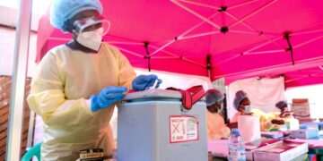The Most Promising Ebola Vaccine Has Been Sitting on the Shelf for 15 Years
