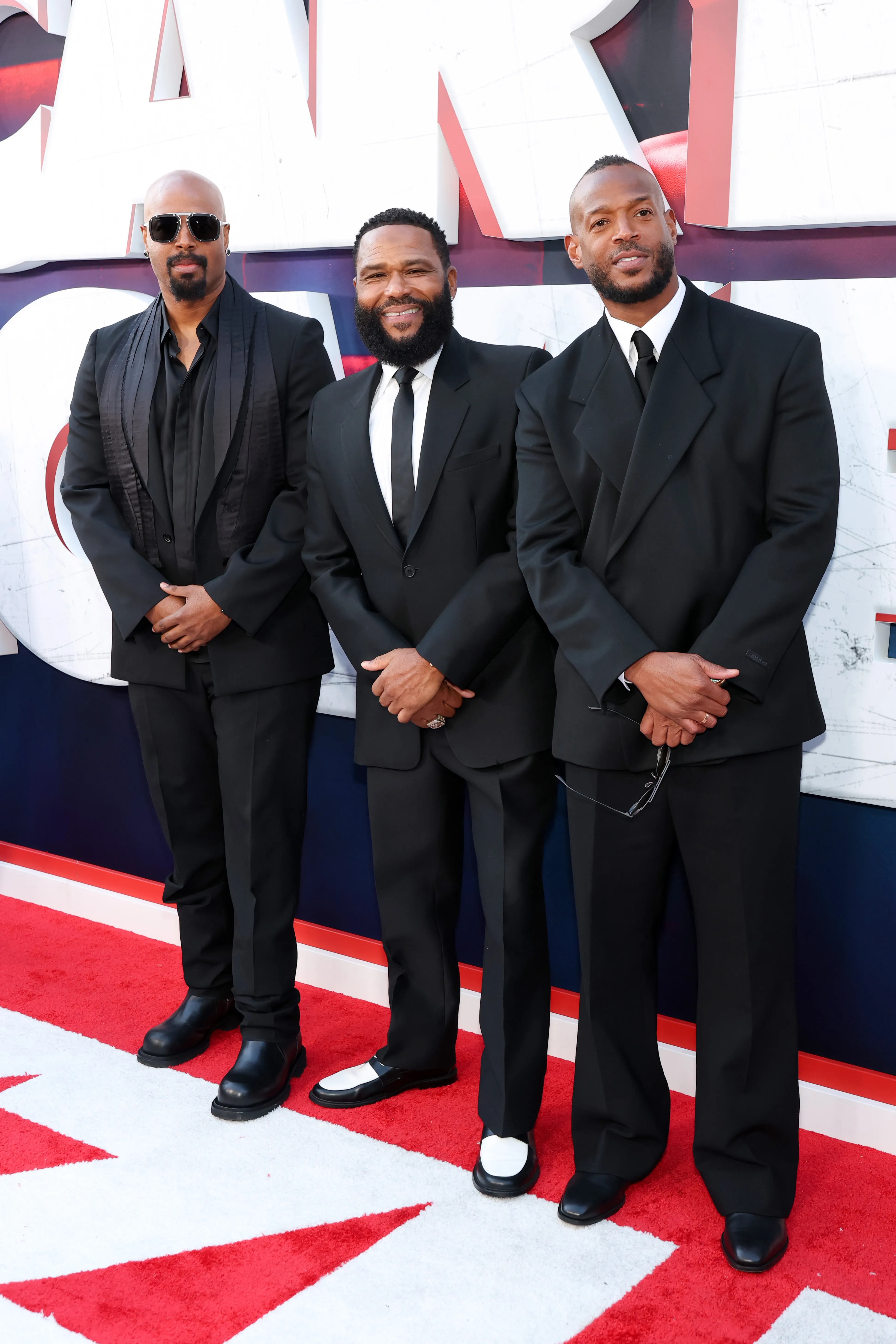 Shawn Wayans, Anthony Anderson and Marlon Wayans at the 'Scary Movie' Global Premiere in Los Angeles.