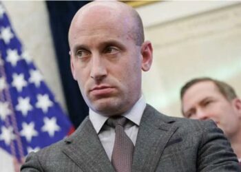 Stephen Miller’s big UFO announcement backfires: ‘They’re coming to take you home!’