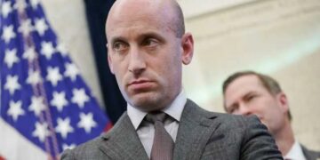 Stephen Miller’s big UFO announcement backfires: ‘They’re coming to take you home!’