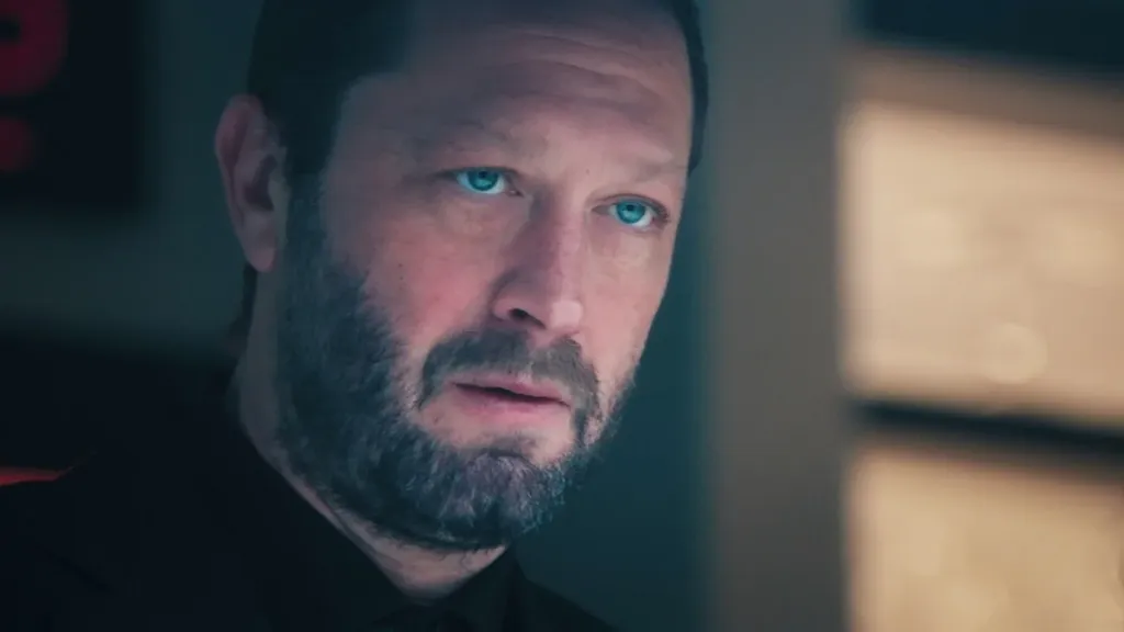 the-bear-ebon-moss-bachrach-fx