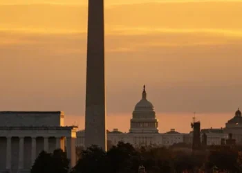 Internal emails show officials alarmed by rushed plan to privatize portion of DC park