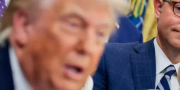 Mike Johnson’s ‘incredible’ response to new Trump threat floors White House reporter
