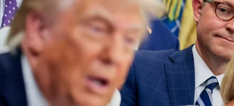 Mike Johnson’s ‘incredible’ response to new Trump threat floors White House reporter
