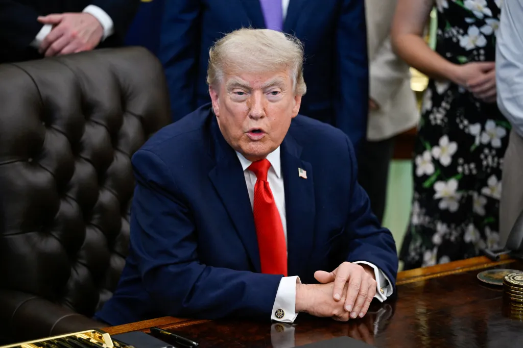 The “Big Four” news apps’ bias against President Donald Trump and other Republicans has been off the charts during early coverage of the midterm elections  – as 80% of the stories about the Republican primaries they've promoted came from lefty media outlets, a troubling new analysis shows.