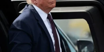 Trump’s impersonation during public appearance perplexes the internet