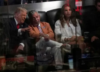 Analyst reacts to Trump’s attendance at the Knicks’ historic NBA Finals