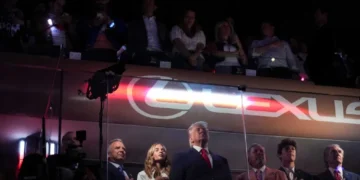 Trump viciously booed during the National Anthem at Madison Square Garden
