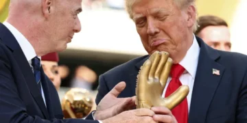Potential reason behind Trump’s ‘strange insistence’ on Iran deal timing stuns onlookers