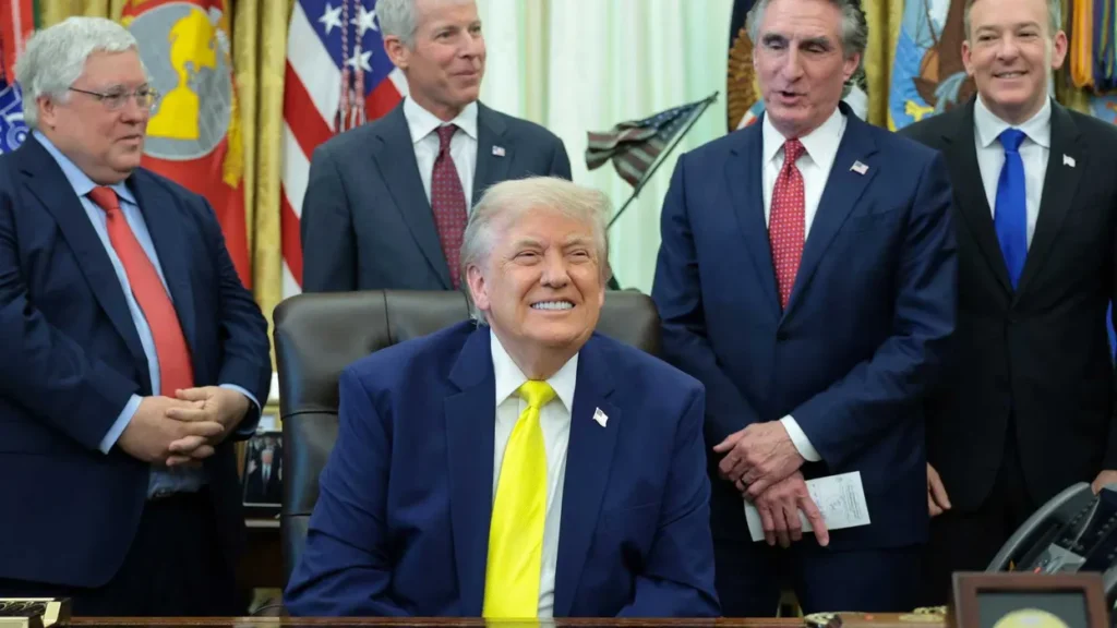 Trump stuns analyst during ‘pathetic moment’ in the Oval Office: ‘All completely untrue’