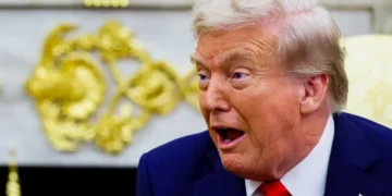 Trump pillaging gold in marital ‘arms race’ with Melania to ‘have the better room’: report
