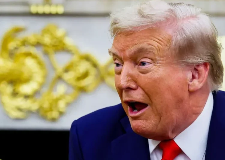 Trump pillaging gold in marital ‘arms race’ with Melania to ‘have the better room’: report