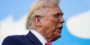 This rogue wave of outrage is enough to force Trump to resign