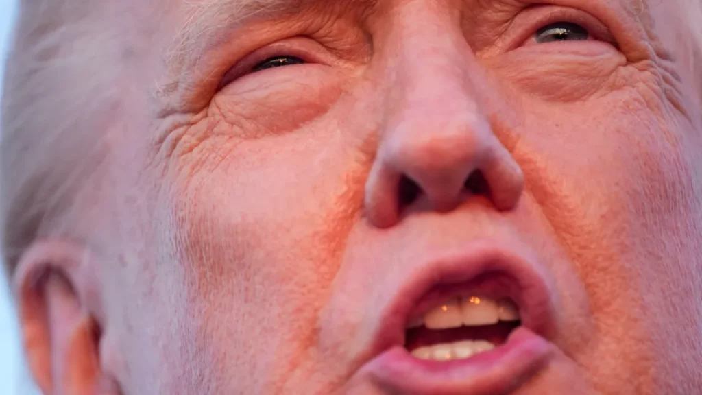 Trump shuts down aides for bringing up ‘difficult and awkward’ age-related subject: report