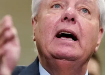 Trump rushes to emergency rally to save Lindsey Graham in heated primary