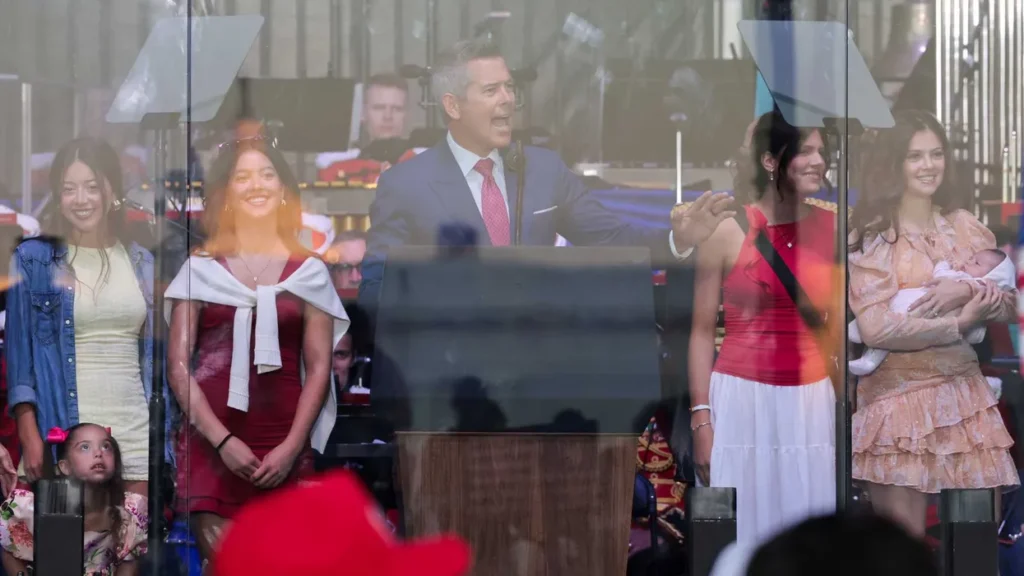 ​Sean Duffy explodes at music stars who bailed on Trump’s Great American Fair