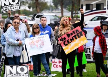 Newsom’s stance on controversial data centers about to be tested. Again.