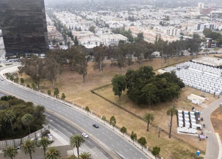 VA promise of 800 new homes on West L.A. campus this year shrinks to 260