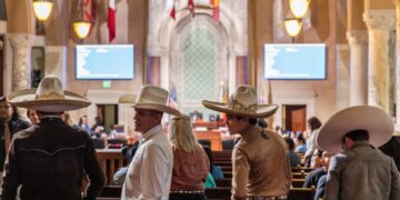 Battle rages at City Hall over proposed rodeo ban