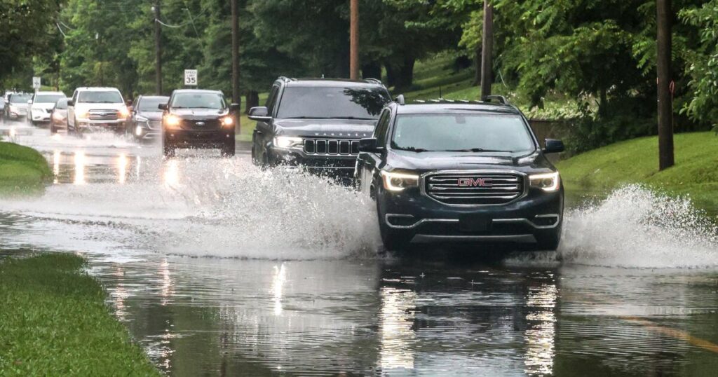 4 dead in Kentucky amid flooding caused by heavy rain