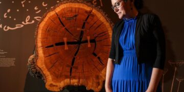 Woody Guthrie’s guitar, a Gettysburg photo: 5 must-sees at the Huntington’s new America 250 exhibit