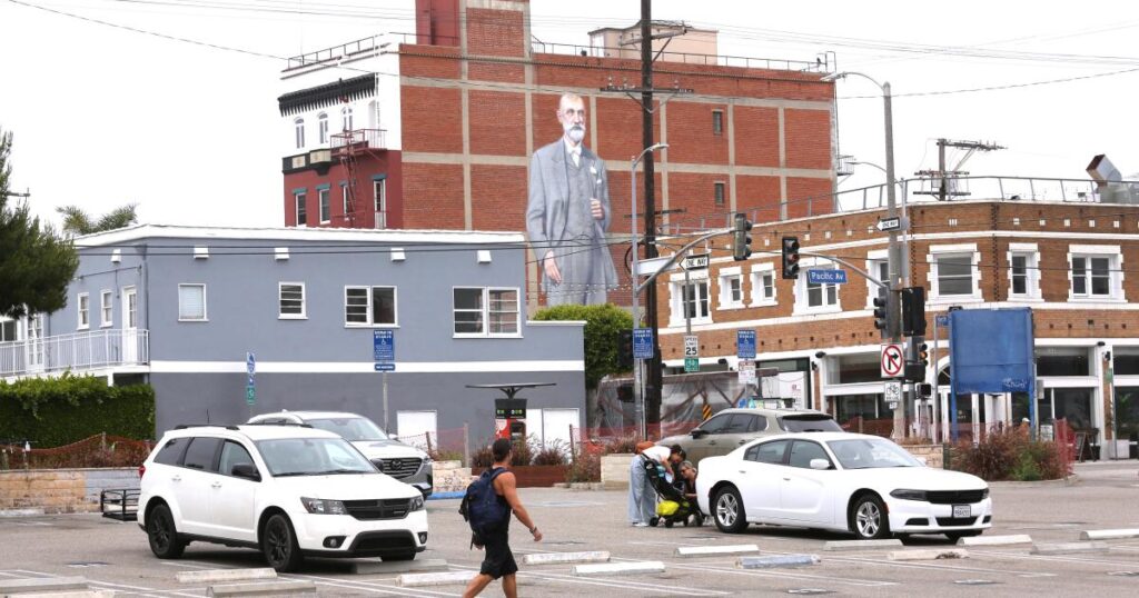 A long-stalled Venice affordable housing project could be moving forward