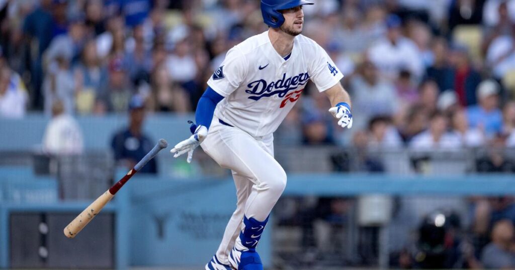Dodgers’ Kyle Tucker exits game with back spasms; catcher Dalton Rushing also pulled