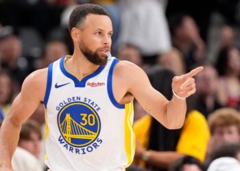 Stephen Curry ends sneaker free agency by signing with China’s Li-Ning