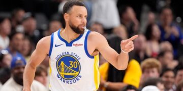 Stephen Curry ends sneaker free agency by signing with China’s Li-Ning
