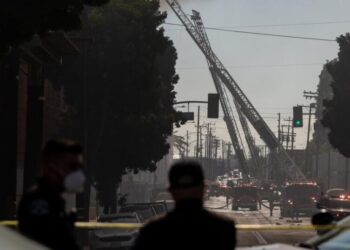 How to deal with the smoke, health effects of Boyle Heights cold storage fire