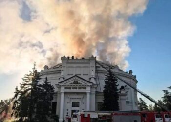 Ukraine launches long-range strikes on military and energy sites in Russia