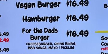 Did Padres curse themselves by messing with that anti-Dodgers FTD burger?
