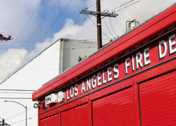 L.A. faces state of emergency as Boyle Heights fire continues spewing caustic smoke across region