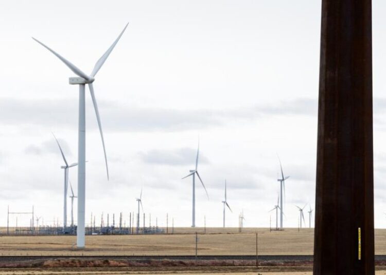 After nearly two decades, this massive New Mexico wind project is now powering California
