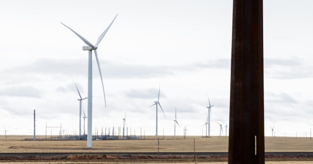 After nearly two decades, this massive New Mexico wind project is now powering California