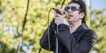 Echo & the Bunnymen postpones show after frontman Ian McCulloch injured in crash