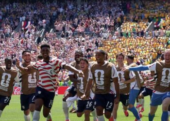 ‘The vibes are high.’ U.S. soccer having fun amid intense World Cup workouts