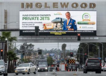 A battle over billboards roils Inglewood