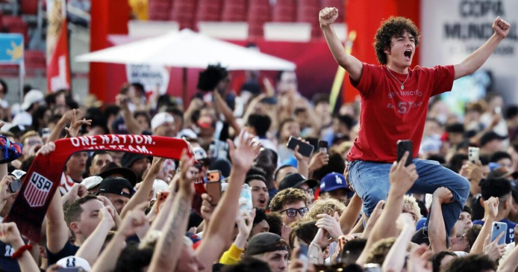 U.S. fans roar at Coliseum watch party, enjoy inexpensive World Cup energy