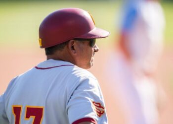 North Carolina’s Jason DeCaro shuts out USC baseball to force decisive Game 3