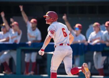 Dean Carpentier hits grand slam, powers USC to super regional win over North Carolina