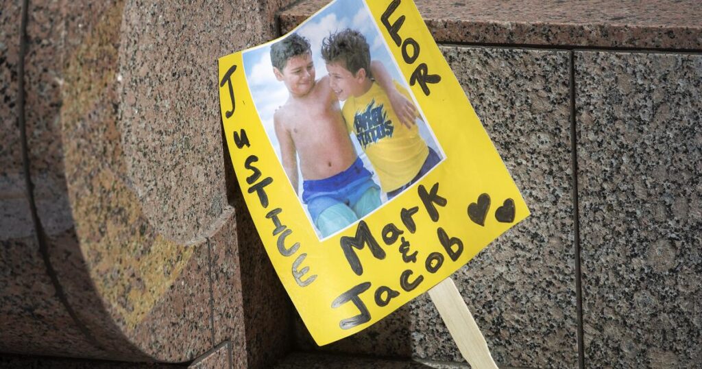 Lawyer urges multimillion-dollar verdict against Grossman and ex-Dodger in killing of two boys