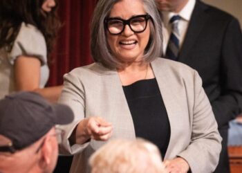 L.A. voters stayed with the status quo in City Hall