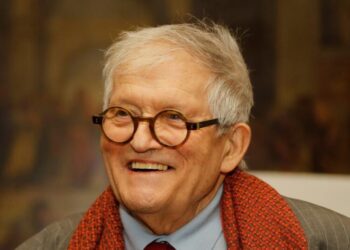 David Hockney, whose art celebrated sun-drenched Los Angeles, dead at 88