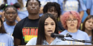 Locke charter high school students are improving. Why that may not be enough to stop closure