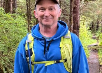 Challenger with same name as Alaska U.S. Sen. Dan Sullivan sues to stay on ballot