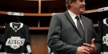 New Kings coach Peter Laviolette looks to build pillars for success
