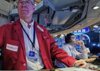 Stocks leap worldwide, and oil prices drop after the US and Iran reach a tentative deal on their war