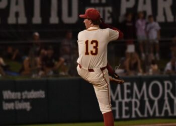 Andrew Johnson and USC dominate Texas A&M to force showdown with Aggies in regional final