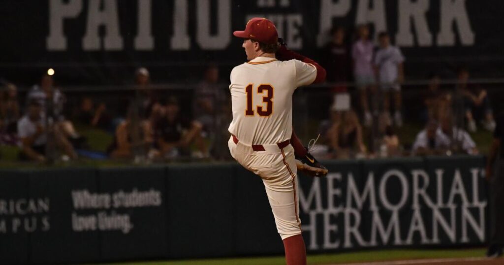 Andrew Johnson and USC dominate Texas A&M to force showdown with Aggies in regional final